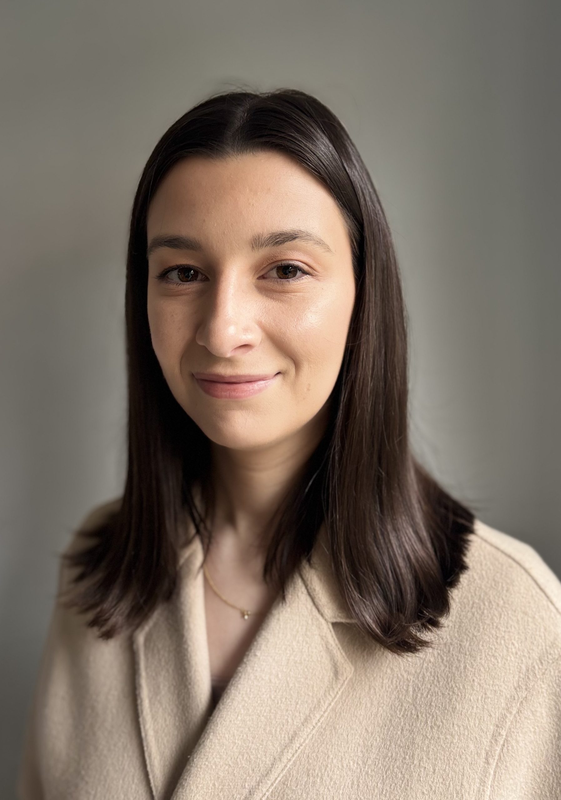 Amy Capetola 