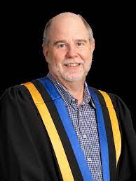 Dr Peter Kruger